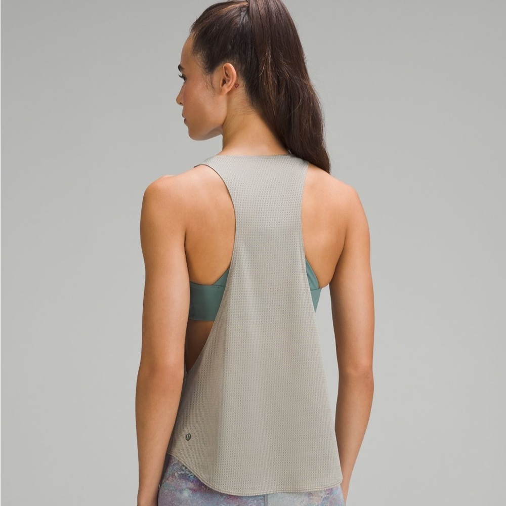 LAB W Grid Mesh Training Tank *Graphic - Picture 3 of 10